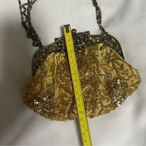 Ornate Gold Embroidered Clutch - Picture 3 of 16